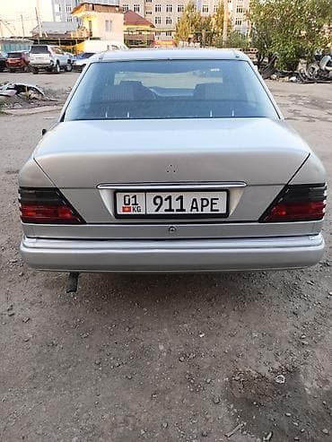 w211 e320: Mercedes-Benz W124: 1994 г., 2.2 л, Ручные, Бензин, Седан — 4