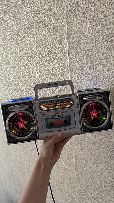 cd player: Магнитафон отлично работает ! Есть светомузыка (можно выключить) — 1