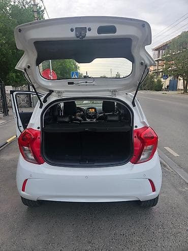 leksus gs: Chevrolet Spark: 2015 г., 1 л, Автомат, Бензин, Хэтчбэк — 4