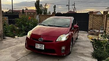 диска на авто: Toyota Prius: 2011 г., Вариатор, Гибрид, Хэтчбэк — 2
