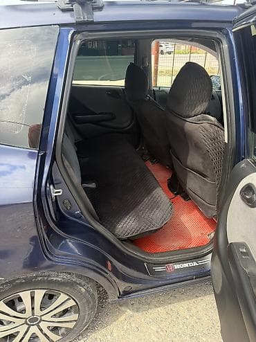 2 8: Honda Fit: 2002 г., 1.3 л, Вариатор, Бензин, Хэтчбэк — 8