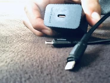 часы на палец: IPhone X, Б/у, 256 ГБ, Серебристый, Зарядное устройство, Чехол, 100 % — 5