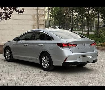 скотч с надписью: Hyundai Sonata: 2018 г., 0.2 л, Автомат, Газ, Седан — 2