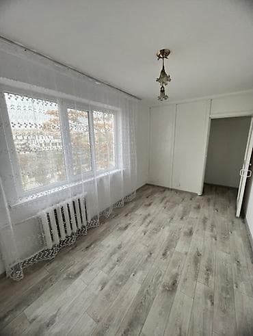 6: 2 комнаты, 44 м², 7 мкр 104 серия, 4 этаж, Старый ремонт — 2