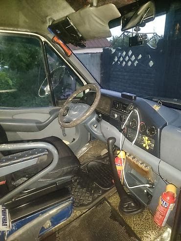 Унаа сатуу: Mercedes-Benz Спринтер: 2003 г., 2.9 л, Кол менен иштөөчү, Дизель — 2