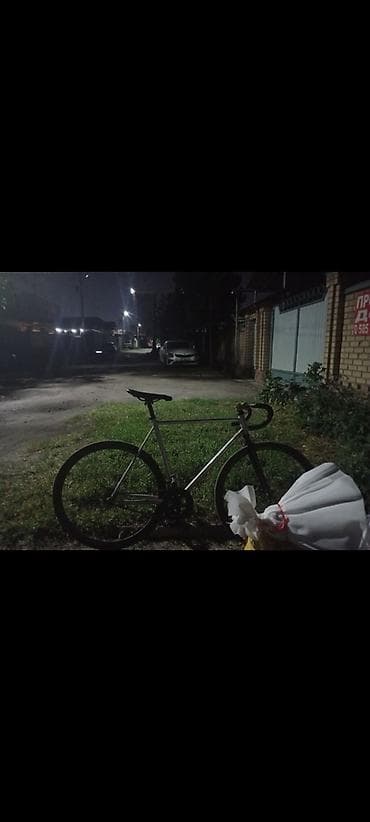 low2 fixie: Трековый/фикс велосипед с классической стальной рамой — 2