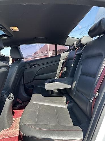 Hyundai: Hyundai Elantra: 2019 г., 1.4 л, Бензин, Седан — 6