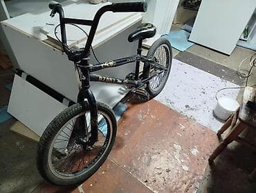 покрыш: BMX велосипед, Рама M (156 - 178 см), Б/у — 2