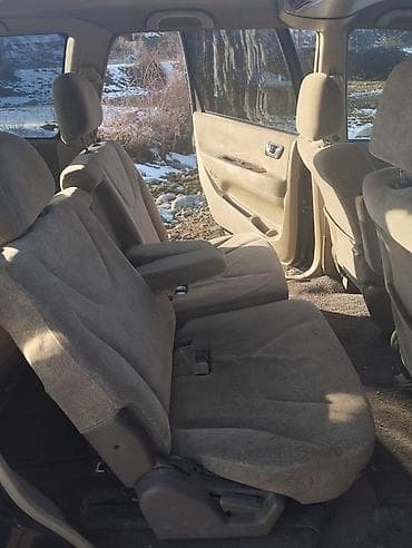 daihatsu urv: Mitsubishi Chariot: 2000 г., 2.4 л, Автомат, Бензин, Минивэн — 7