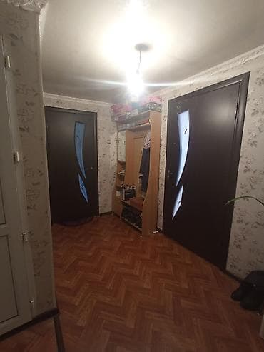 barn house: 🏡 ҮЙ САТЫЛАТ! 🏡 📍 Ж/к Ак-Жар, 21-көчө Ыңгайлуу жерде жайгашкан — 4