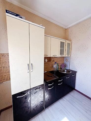 8: ‼️ *Срочно продается* ‼️ *3 ком.квартира, 69 м², 106 серии, этаж 3/3* — 3