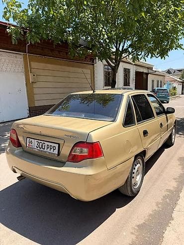 r19 24545: Daewoo Nexia: 2010 г., 1.6 л, Бензин, Седан — 2