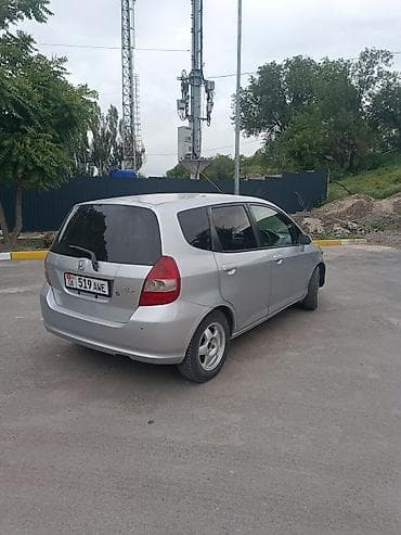 Haima: Honda Fit: 2002 г., 1.3 л, Автомат, Бензин, Хэтчбэк at lalafo.kg — 2 Haima: Honda Fit: 2002 г., 1.3 л, Автомат, Бензин, Хэтчбэк — 2