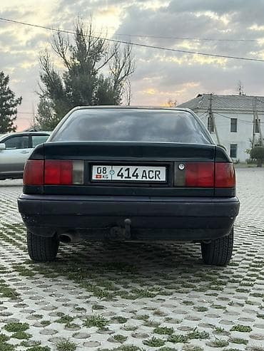 tir: Audi 100: 1992 г., 2 л, Механика, Седан — 4