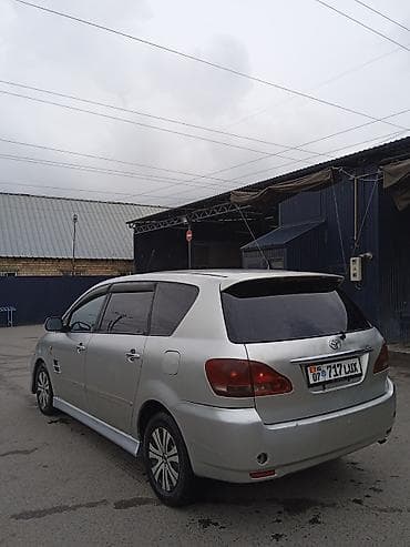 corolla: Toyota Ipsum: 2002 г., 2 л, Механика, Дизель, Минивэн — 9