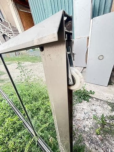 Шкафы: Раздвижные зеркальные двери для шкафа-купе - Комплект из 3 полотен на — 4