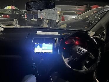 step wgn: Honda Stream: 2002 г., Автомат, Бензин, Минивэн — 4