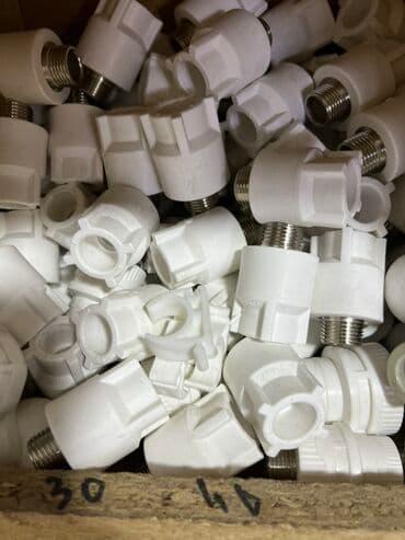 фитинги для пластиковых труб: Треддик адаптер, Материалы: Пластик — 2