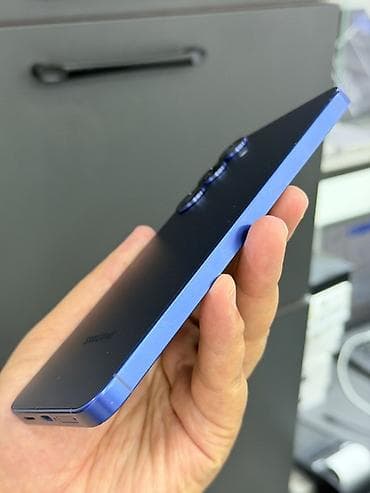 galaxy s20 plus: Samsung Galaxy S25+, Б/у, 256 ГБ, цвет - Синий, 2 SIM — 3