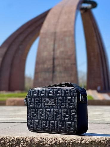 Жеке буюмдар: Барсетка, Louis Vuitton, Материалы: Эко булгаары, Магнит илмектер, Сыдырмалуу, Чөнтөктөрү көп, Жаңы — 10