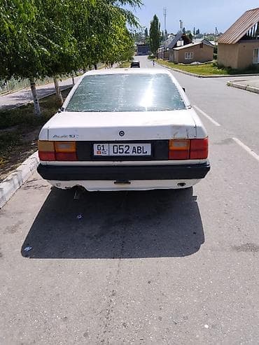 ауди машины: Audi 100: 1987 г., 1.8 л, Седан — 4