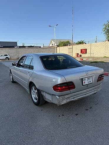 v class аренда: Mercedes-Benz E-Class: 2002 г., 3.2 л, Автомат, Бензин, Седан — 4