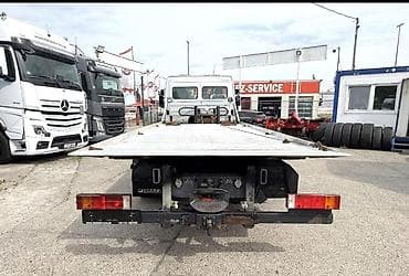 b class: Эвакуатор, Mercedes-Benz, 2003 г., Сдвижная — 10