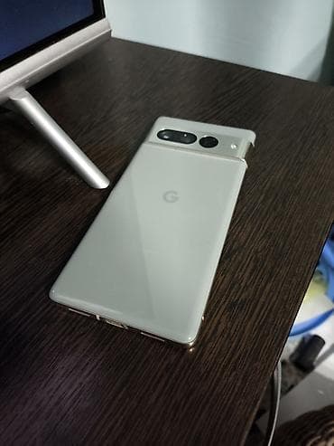 Google Pixel 7 Pro, Б/у, 128 ГБ, цвет - Серый, eSIM