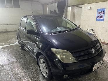 lexus es 2017: Toyota Ist: 2003 г., 1.5 л, Автомат, Бензин, Хэтчбэк — 3