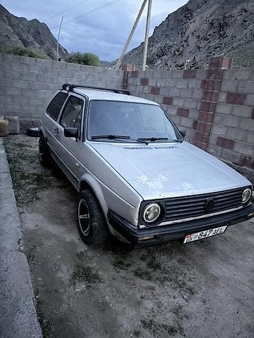 самые дешёвые авто: Volkswagen Golf: 1987 г., 1.8 л, Хэтчбэк — 1