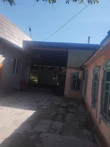 Куплю дом: Продаётся частный новый дом 5 больших комнат, с дворовой территорией — 9