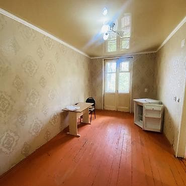 Квартиры: 1 комната, 25 м², Пишпек Хрущевка, 2 этаж, Требуется ремонт — 6