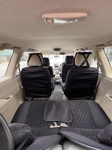 продается машина: Toyota Ipsum: 2003 г., 2.4 л, Автомат, Бензин, Минивэн — 10