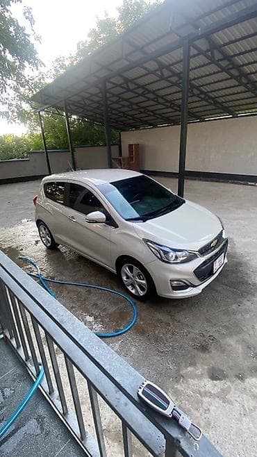 опел астра 2007: Chevrolet Spark: 2017 г., 1.2 л, Автомат, Бензин, Хэтчбэк — 1