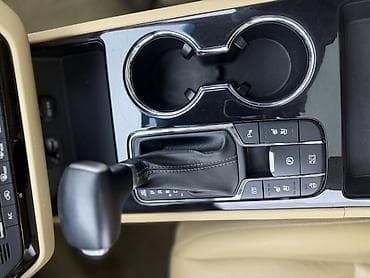 Продажа авто: Kia Carnival: 2020 г., 2.2 л, Автомат, Дизель, Минивэн — 9