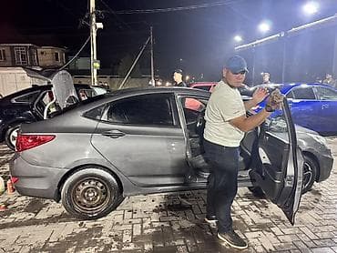hyundai matrix: Hyundai Accent: 2013 г., 1.6 л, Автомат, Бензин, Седан — 2