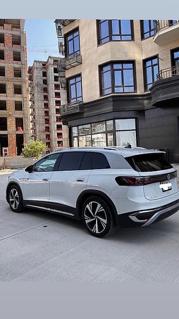 wuling mini ev: Volkswagen ID.6: 2022 г., Автомат, Электромобиль, Кроссовер — 4