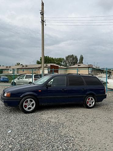 Volkswagen Passat Variant: 1991 г., 1.8 л, Механика, Бензин, Универсал