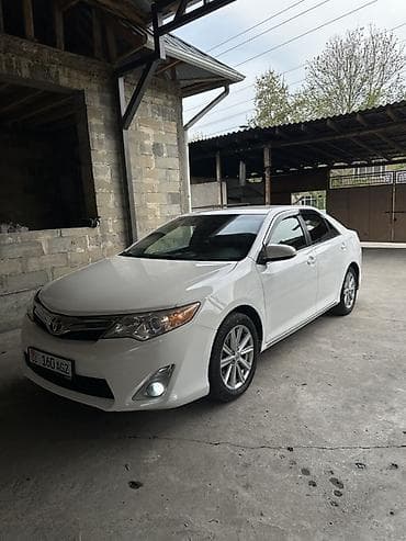 Toyota Camry: 2014 г., 2.5 л, Автомат, Бензин, Седан