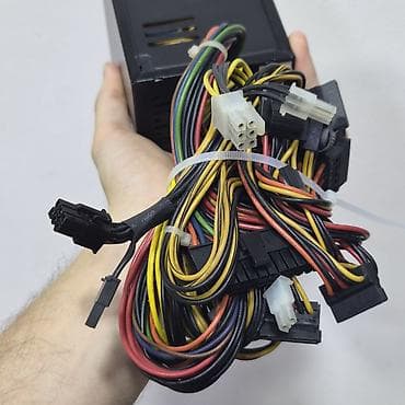 Настольные ПК и комплектующие: Блок питания, Новый, 700 Вт, 80 Plus, 700 Вт — 6