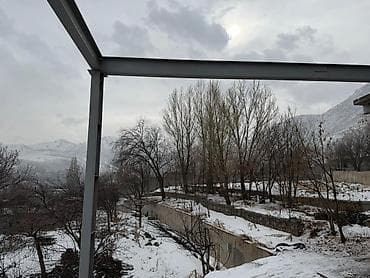 гаражи токмок: Үй, 1000 м², 10 бөлмө — 4