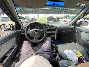 Транспорт: Daewoo Nexia: 2010 г., 1.5 л, Кол менен иштөөчү, Бензин, Седан — 2