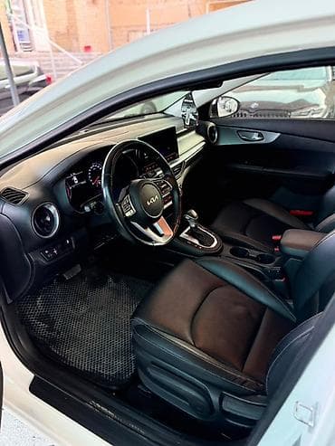 даф 106 2019: Kia Cerato: 2021 г., 1.6 л, Автомат, Бензин, Седан — 5