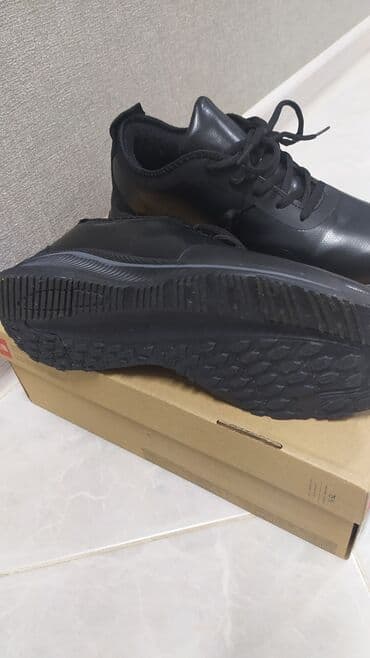 nike react: Кроссовки (Вьетнам), размер 41. абсолютно новые. теплые — 6