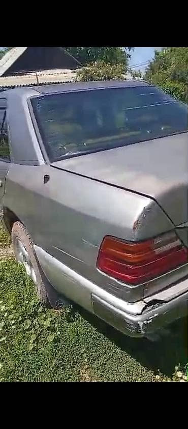 Продажа авто: Mercedes-Benz W124: 1989 г., 3 л, Механика, Дизель, Седан — 4