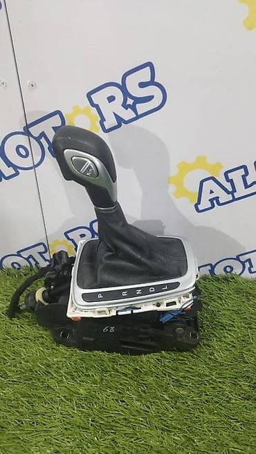 Ford Fusion v-2.0 hybrid 2013 год, кулиса переключения передач