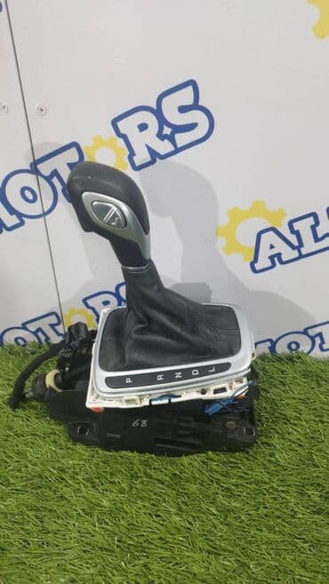 кулиса механика: Ford Fusion v-2.0 hybrid 2013 год, кулиса переключения передач — 1