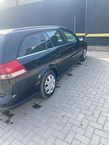 спойлер степ вагон: Продаётся универсал чёрного цвета. Просторный кузов с рейлингами на — 5