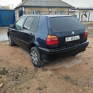 volkswagen delivery: Volkswagen Golf: 1993 г., 1.6 л, Ручные, Бензин, Хэтчбэк — 3
