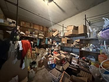 Коммерциялык мүлк: Дүкөндөрдү сатуу Өзүнчө турган дүкөн, 71 м², Эски ремонт, Эшиги өзүнчө, 1 кабат — 6